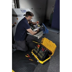Ящик армований скловолокном, з колесами STANLEY FMST1-72383