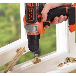 Акумуляторний шуруповерт BLACK+DECKER MT218KB