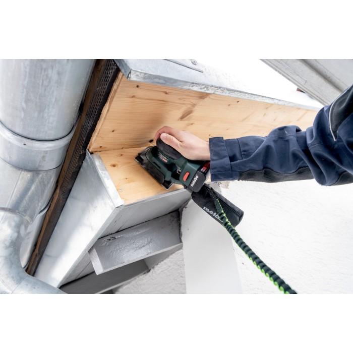 KGS 18 LTX BL 254 Акумуляторна торцювальна пила KGS 18 LTX BL 254 Акумуляторна торцювальна пила