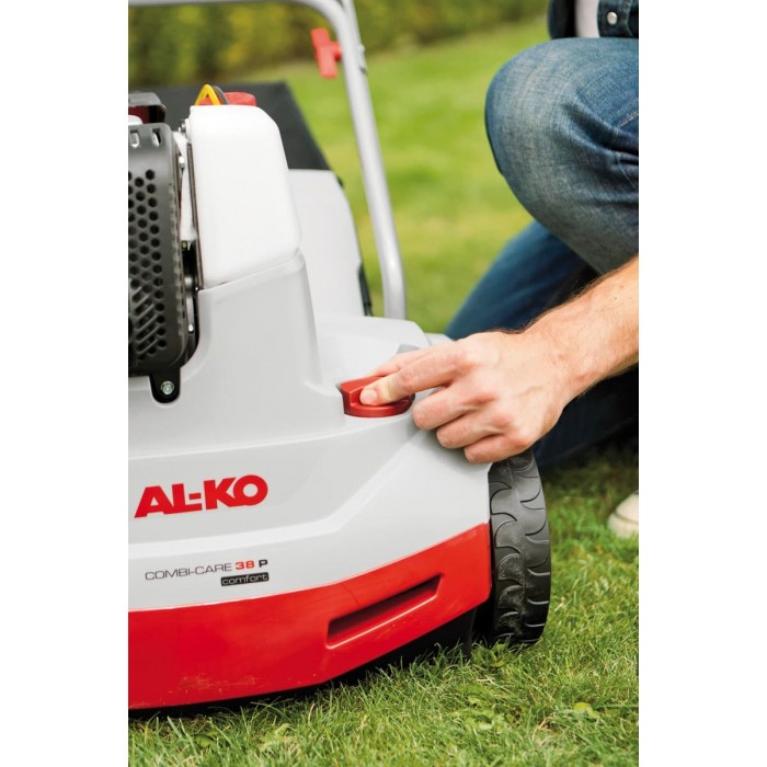 Аератор-розпушувач бензиновий AL-KO Combi Care 38 Р Comfort (112799) Аератор-розпушувач бензиновий AL-KO Combi Care 38 Р Comfort (112799)