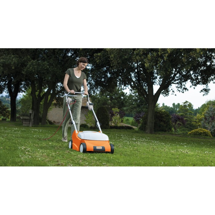 Аератор електричний STIHL RLE 540 (62900115610) Аератор електричний STIHL RLE 540 (62900115610)