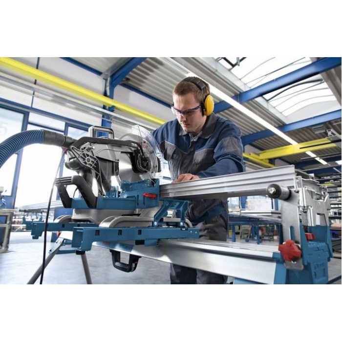 Торцювальна пила BOSCH GCM 12 JL BOSCH Professional (0601B21100) Торцювальна пила BOSCH GCM 12 JL BOSCH Professional (0601B21100)