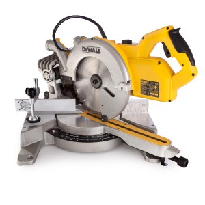 Торцювальна пила DeWALT DWS 778
