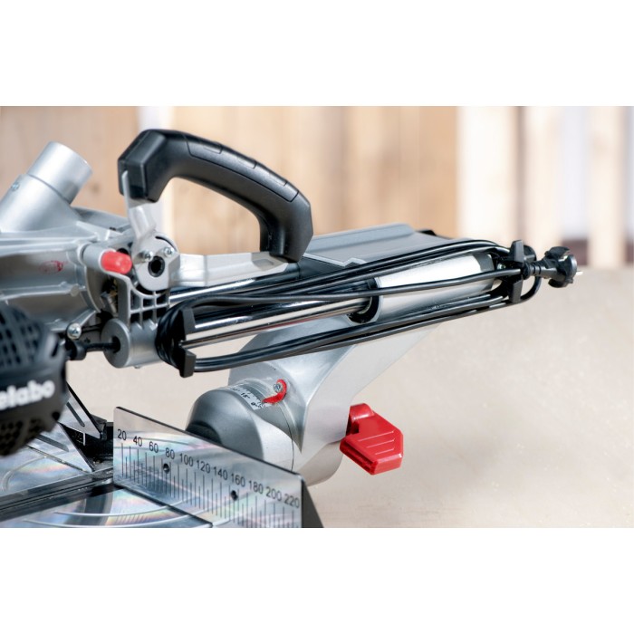 Торцювальна пила METABO KGSV 216 M (619261000) Торцювальна пила METABO KGSV 216 M (619261000)