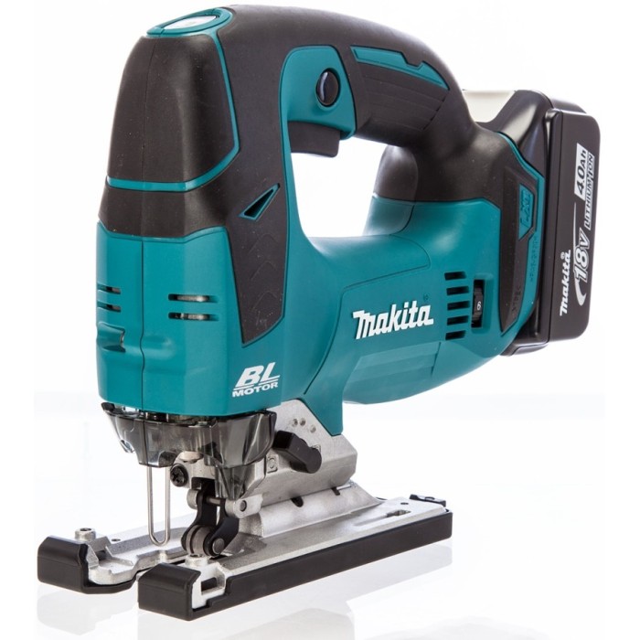 Акумуляторний лобзик MAKITA DJV 182Z (без акумулятора) Акумуляторний лобзик MAKITA DJV 182Z (без акумулятора)