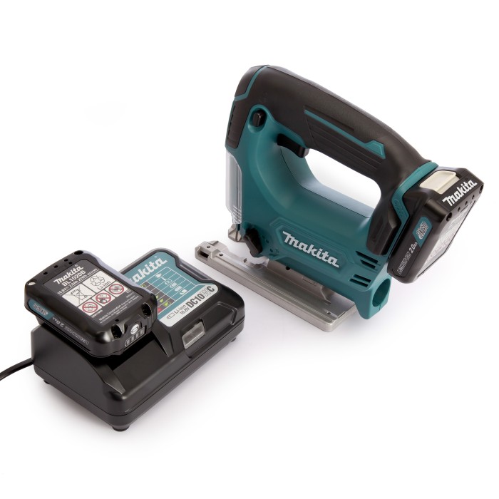 Акумуляторний лобзик MAKITA JV 101 DWAE Акумуляторний лобзик MAKITA JV 101 DWAE