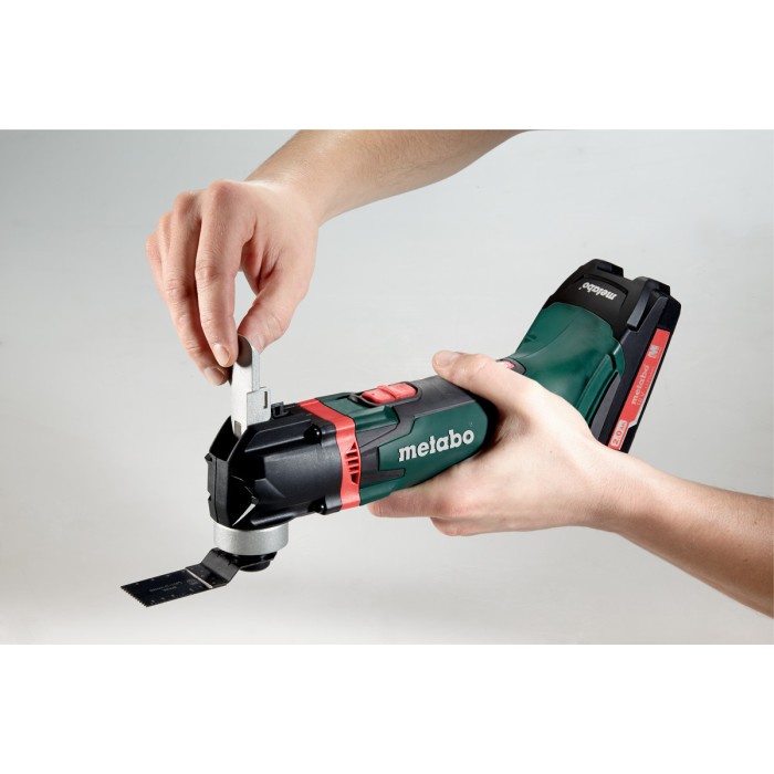 Акумуляторний універсальний різак METABO MT 18 LTX (613021890) Акумуляторний універсальний різак METABO MT 18 LTX (613021890)