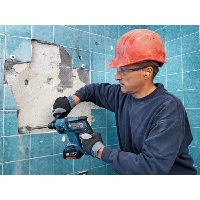 Акумуляторний перфоратор BOSCH GBH 18 V-EC (061190400B) Акумуляторний перфоратор BOSCH GBH 18 V-EC (061190400B)
