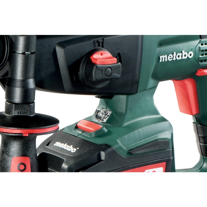 Акумуляторний перфоратор METABO KHA 18 LTX (600210500) Акумуляторний перфоратор METABO KHA 18 LTX (600210500)