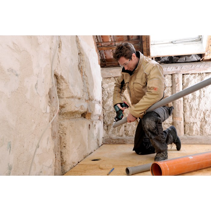 Акумуляторна шабельна пила METABO Powermaxx ASE 10.8 (602264890) Акумуляторна шабельна пила METABO Powermaxx ASE 10.8 (602264890)