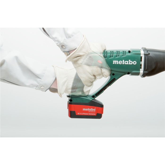 Акумуляторна шабельна пила METABO ASE 18 LTX (602269850) Акумуляторна шабельна пила METABO ASE 18 LTX (602269850)