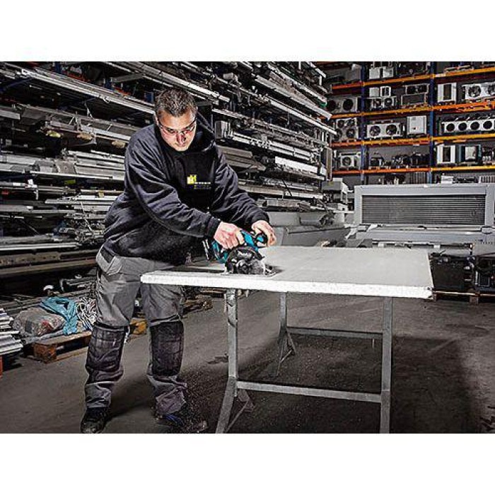 Акумуляторна дискова пила MAKITA DCS 551RMJ Акумуляторна дискова пила MAKITA DCS 551RMJ