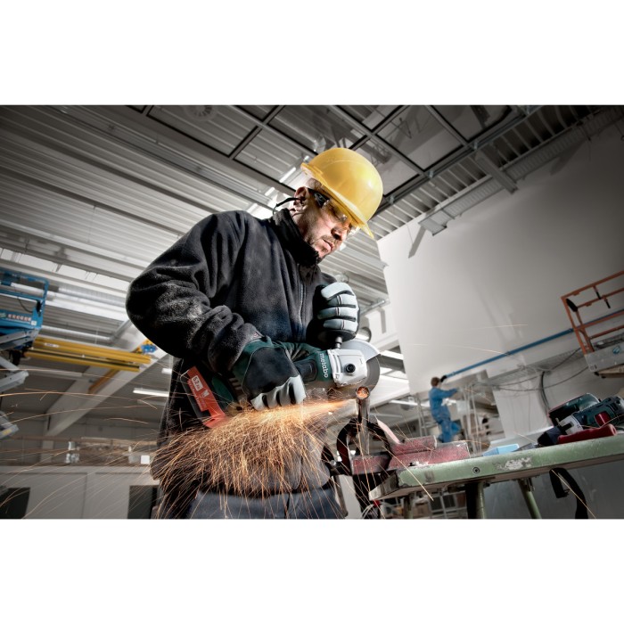 Акумуляторна кутова шліфмашина METABO W 18 LTX 125 (602174650) Акумуляторна кутова шліфмашина METABO W 18 LTX 125 (602174650)
