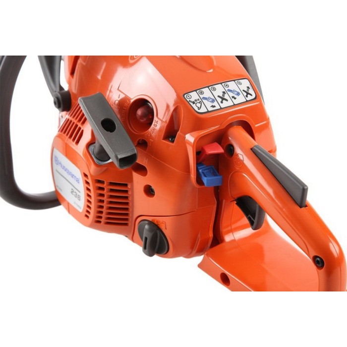 Бензопила HUSQVARNA 240 (9673260-01) Бензопила HUSQVARNA 240 (9673260-01)