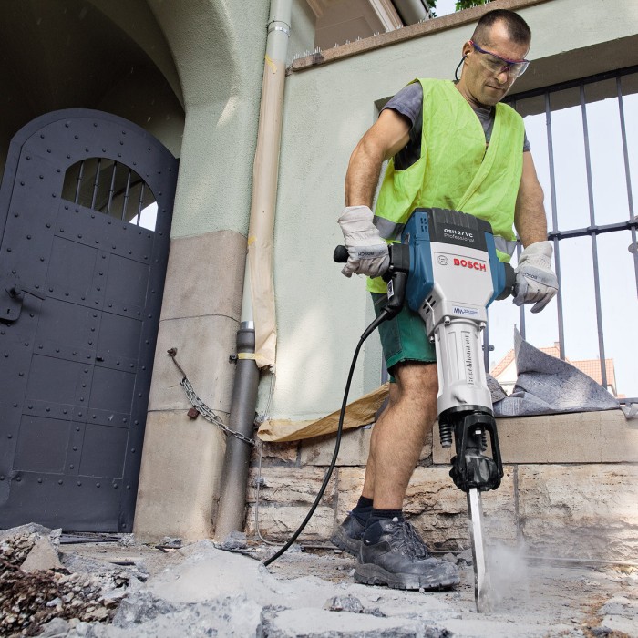 Бетонолом BOSCH GSH 27 VC (0.611.30A.000) Бетонолом BOSCH GSH 27 VC (0.611.30A.000)