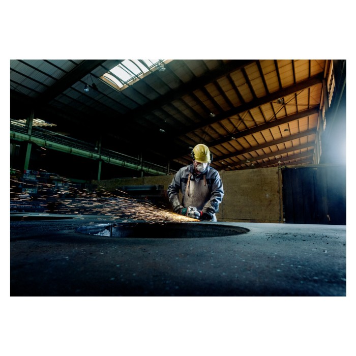 Кутова шліфмашина METABO W 26-180 MVT (606473000) Кутова шліфмашина METABO W 26-180 MVT (606473000)