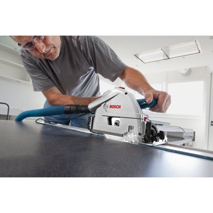 Дискова ручна пила BOSCH GKT 55 GCE Professional (0601675000) Дискова ручна пила BOSCH GKT 55 GCE Professional (0601675000)
