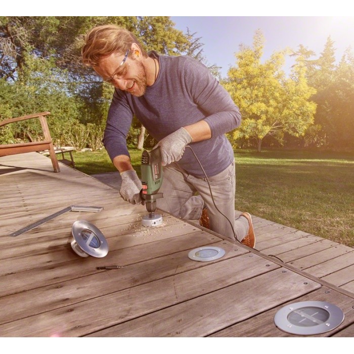 Дриль BOSCH UniversalImpact 700 (0603131020) Дриль BOSCH UniversalImpact 700 (0603131020)