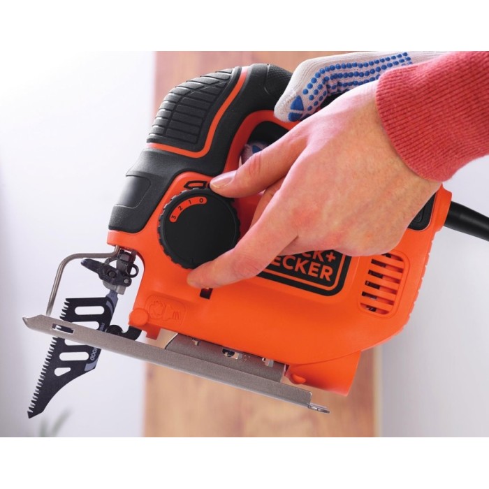 Електричний лобзик BLACK+DECKER KS901PEK Електричний лобзик BLACK+DECKER KS901PEK