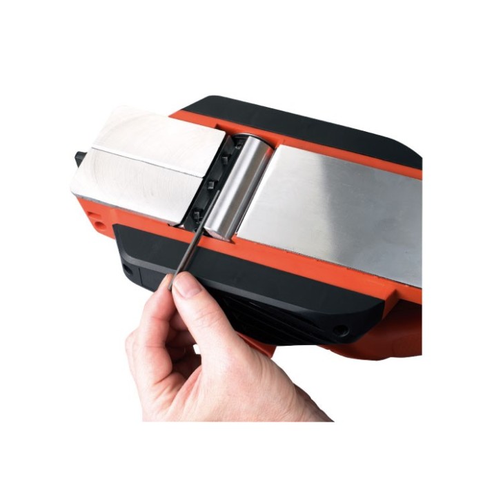 Рубанок мережевий BLACK+DECKER KW712KA Рубанок мережевий BLACK+DECKER KW712KA