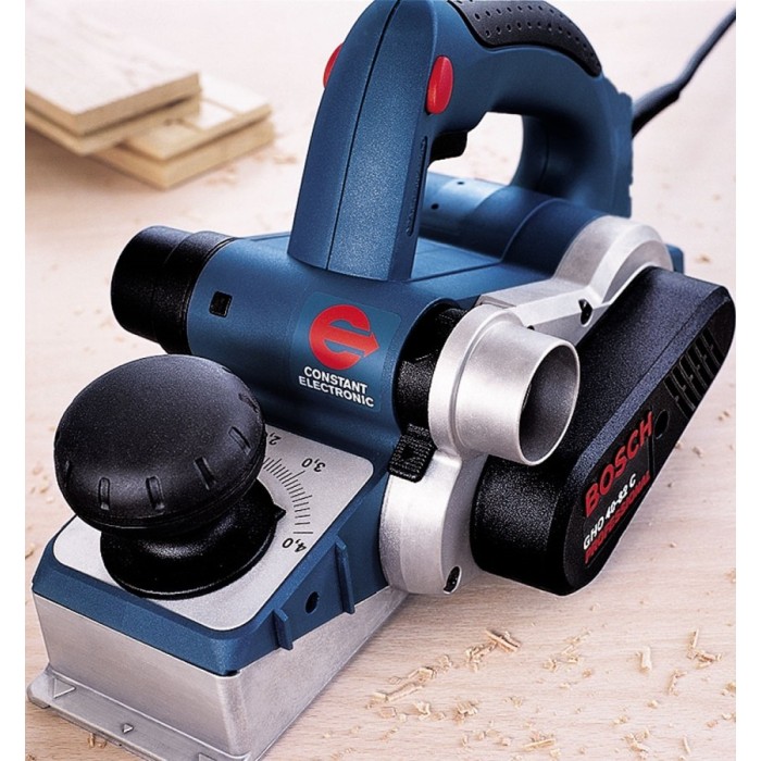 Рубанок мережевий BOSCH GHO 40-82 C Professional (060159A76A) Рубанок мережевий BOSCH GHO 40-82 C Professional (060159A76A)