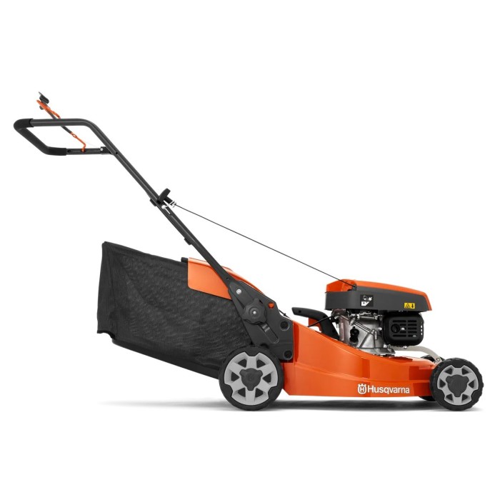 Газонокосарка бензинова HUSQVARNA LC 247 (9705411-01) Газонокосарка бензинова HUSQVARNA LC 247 (9705411-01)