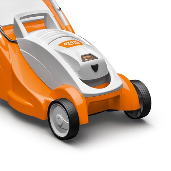 Акумуляторна газонокосарка STIHL RMA 339 Compact (63200111415) Акумуляторна газонокосарка STIHL RMA 339 Compact (63200111415)