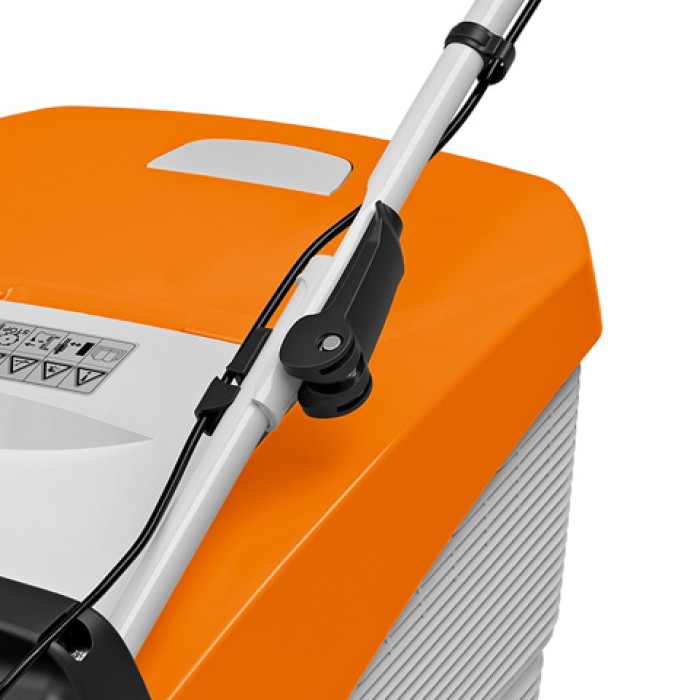 Газонокосарка бензинова STIHL RM 448 T (63580113411) Газонокосарка бензинова STIHL RM 448 T (63580113411)