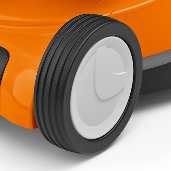 Газонокосарка бензинова STIHL RM 448 T (63580113411) Газонокосарка бензинова STIHL RM 448 T (63580113411)