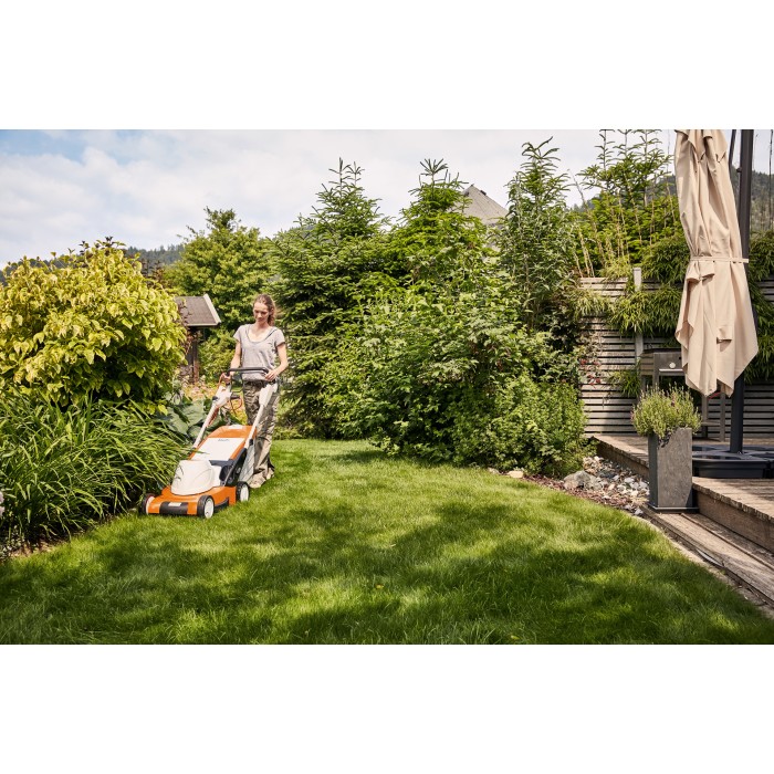 Газонокосарка електрична STIHL RME 545 (63400112410) Газонокосарка електрична STIHL RME 545 (63400112410)