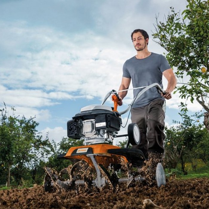 Культиватор STIHL MH 585 (62410113922) Культиватор STIHL MH 585 (62410113922)