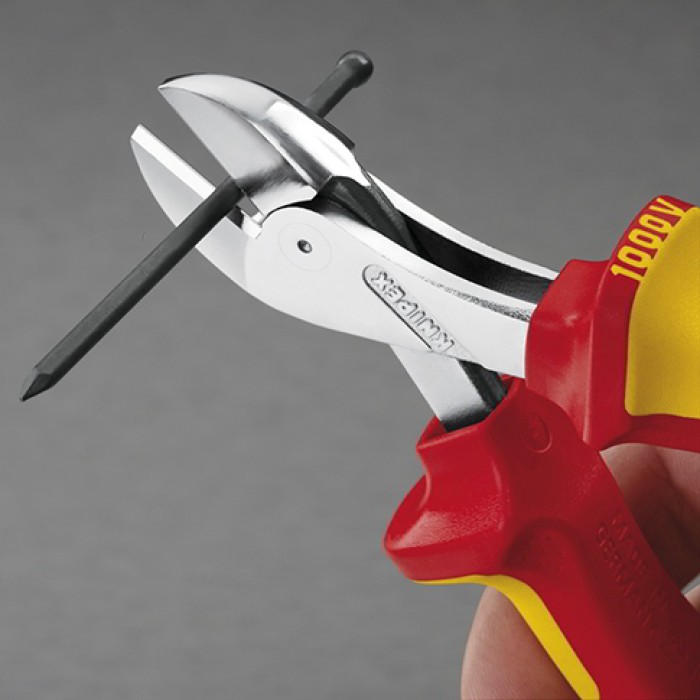 Кусачки бокові (бокорізи) компактні X-Cut, діаметр 12,0мм, 160мм VDE KNIPEX 73 06 160 Т, зі страхувальним кріпленням, хромовані Кусачки бокові (бокорізи) компактні X-Cut, діаметр 12,0мм, 160мм VDE KNIPEX 73 06 160 Т, зі страхувальним кріпленням, хромовані