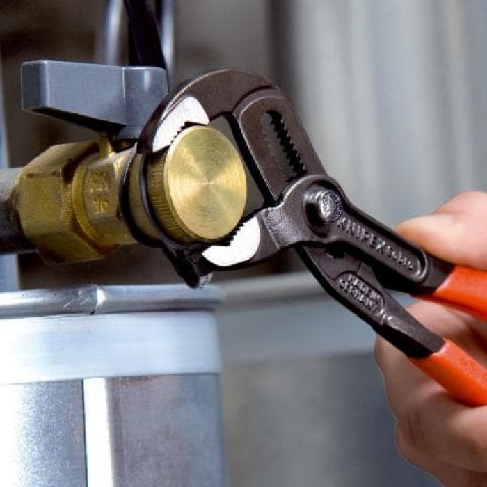 Кліщі сантехнічні переставні високотехнологічні, діаметр 42мм Cobra KNIPEX 87 01 180 SB, фосфатовані Кліщі сантехнічні переставні високотехнологічні, діаметр 42мм Cobra KNIPEX 87 01 180 SB, фосфатовані