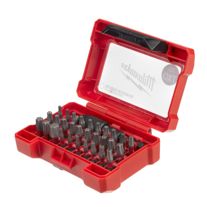 Набір біт SHOCKWAVE MILWAUKEE TORX, (32шт) пластиковий кейс Набір біт SHOCKWAVE MILWAUKEE TORX, (32шт) пластиковий кейс