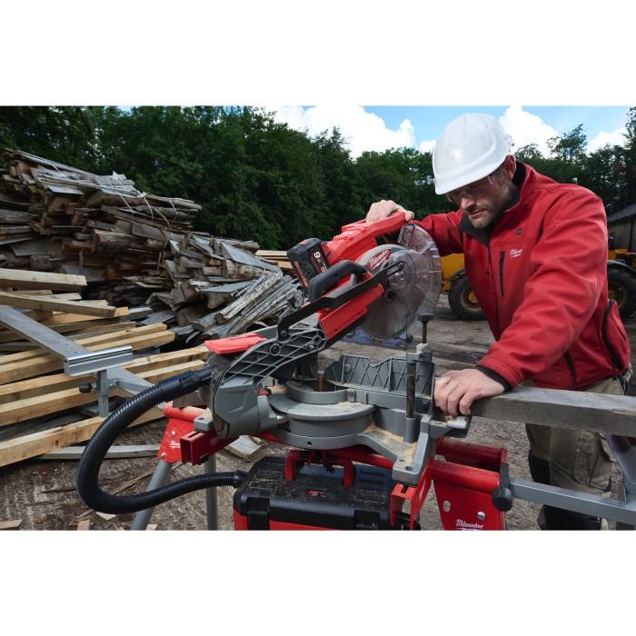 Пила торцювальна з протяжкою акумуляторна безщіткова MILWAUKEE, M18 FMS254-0, діаметр 254 мм (каркас, диск, затискачі, ключ, пил Пила торцювальна з протяжкою акумуляторна безщіткова MILWAUKEE, M18 FMS254-0, діаметр 254 мм (каркас, диск, затискачі, ключ, пил