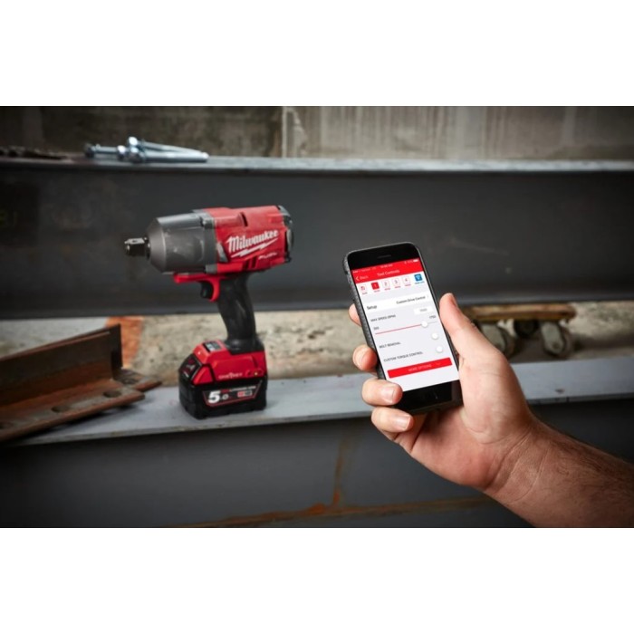 Гайковерт акумуляторний безщітковий 3/4'' MILWAUKEE, M18 ONEFHIWF34-0X, 2034Нм, з кільцем (HDкейс) Гайковерт акумуляторний безщітковий 3/4'' MILWAUKEE, M18 ONEFHIWF34-0X, 2034Нм, з кільцем (HDкейс)