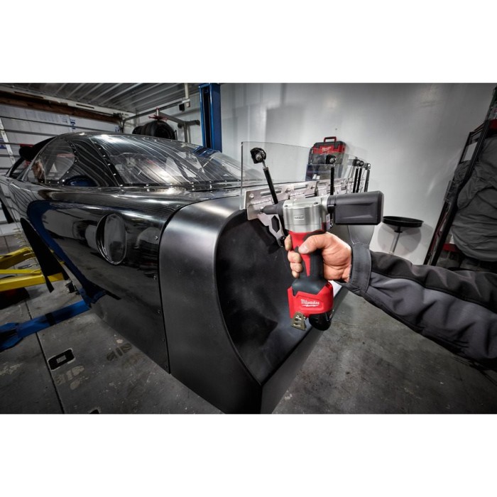 Заклепочник акумуляторний MILWAUKEE, M12 BPRT-201X діаметр заклепок 2,4-4,8мм (зарядний пристрій С12 С, 1 акумулятор М12 В2 2Аг, Заклепочник акумуляторний MILWAUKEE, M12 BPRT-201X діаметр заклепок 2,4-4,8мм (зарядний пристрій С12 С, 1 акумулятор М12 В2 2Аг,