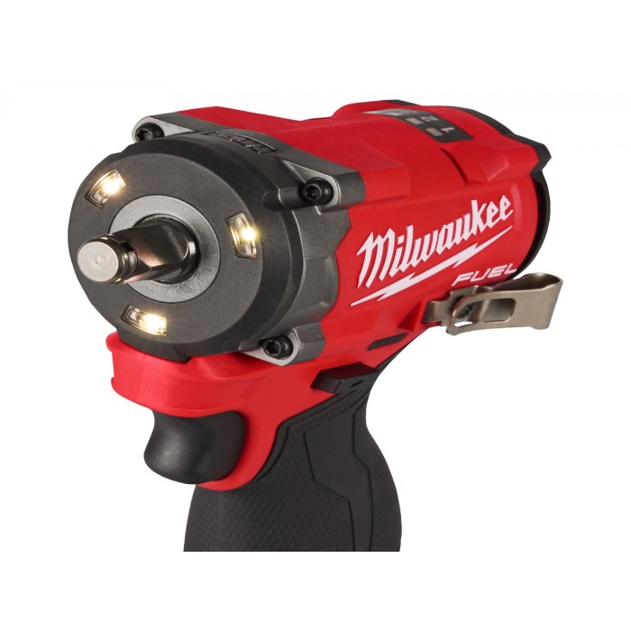 Гайковерт акумуляторний безщітковий 1/2'' MILWAUKEE, M12 FCIWF12G3-502X, 746Нм, з кільцем (зарядний пристрій С12 С, 2 акумулятор Гайковерт акумуляторний безщітковий 1/2'' MILWAUKEE, M12 FCIWF12G3-502X, 746Нм, з кільцем (зарядний пристрій С12 С, 2 акумулятор
