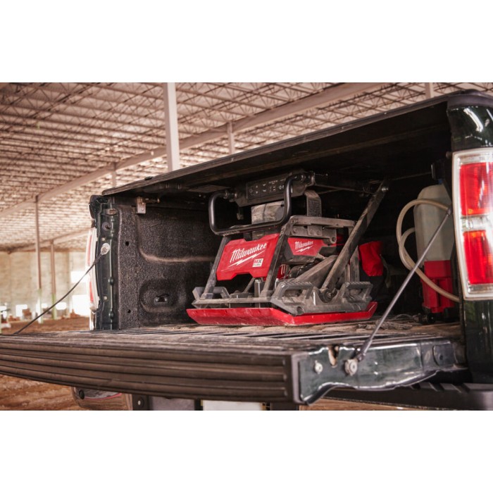 Віброплита акумуляторна MILWAUKEE MXF PC50-122 Віброплита акумуляторна MILWAUKEE MXF PC50-122