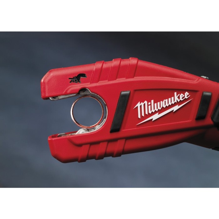 Труборіз акумуляторний для мідних труб MILWAUKEE, C12 PC-0 (каркас, картонне пакування) Труборіз акумуляторний для мідних труб MILWAUKEE, C12 PC-0 (каркас, картонне пакування)
