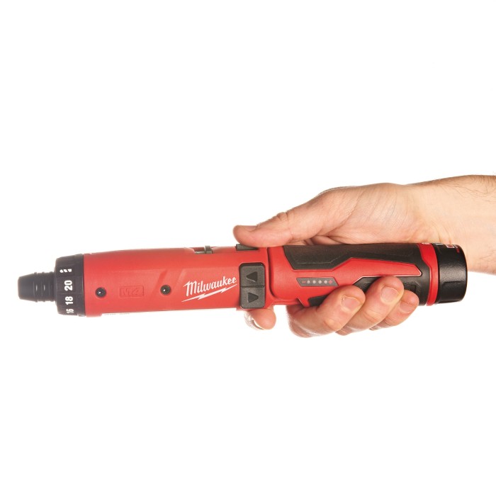 Викрутка акумуляторна MILWAUKEE, M4 D-202B, 5Нм (зарядний пристрій, 2 акумулятори М4 2Аг, картонне пакування) Викрутка акумуляторна MILWAUKEE, M4 D-202B, 5Нм (зарядний пристрій, 2 акумулятори М4 2Аг, картонне пакування)
