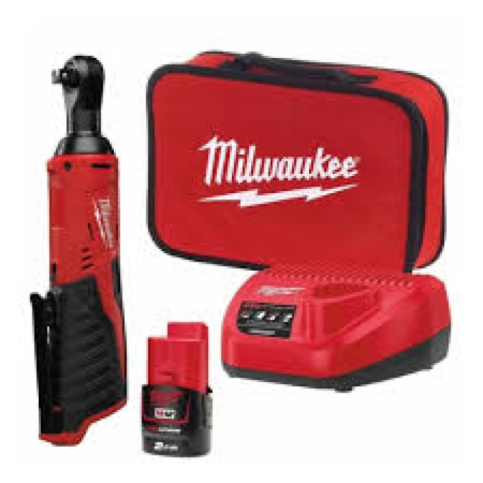 Гайковерт-трещітка акумуляторний 3/8'' MILWAUKEE, M12 IR-201B, 47Нм (зарядний пристрій С12 С, 1 акумулятор М12 В2 2Аг, сумка) Гайковерт-трещітка акумуляторний 3/8'' MILWAUKEE, M12 IR-201B, 47Нм (зарядний пристрій С12 С, 1 акумулятор М12 В2 2Аг, сумка)