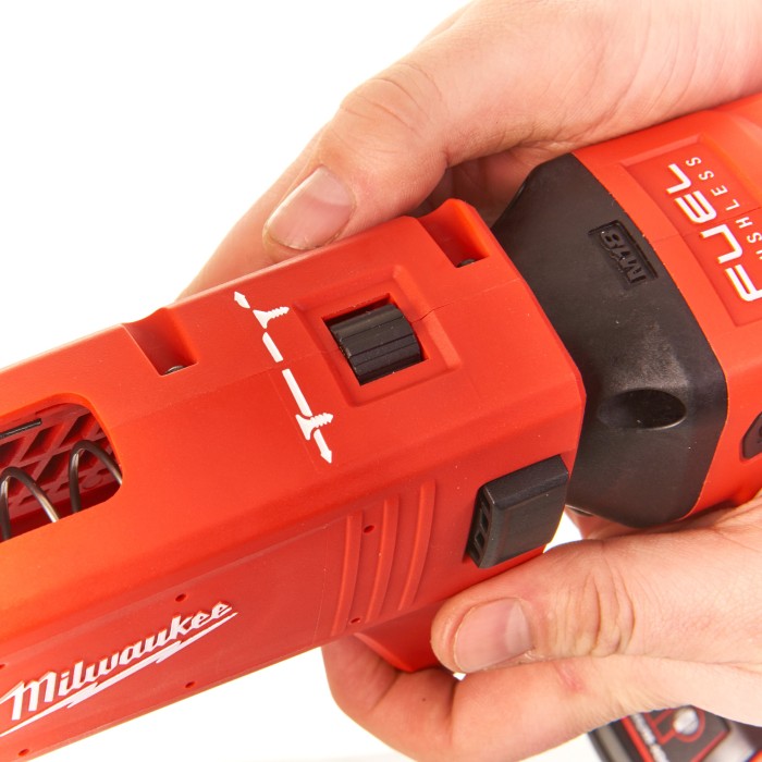 Шуруповерт для гипсокартону акумуляторний безщітковий MILWAUKEE, M18 FSGC-202X, 13Нм (зарядний пристрій M12-18 FC, 2 акумулятори Шуруповерт для гипсокартону акумуляторний безщітковий MILWAUKEE, M18 FSGC-202X, 13Нм (зарядний пристрій M12-18 FC, 2 акумулятори