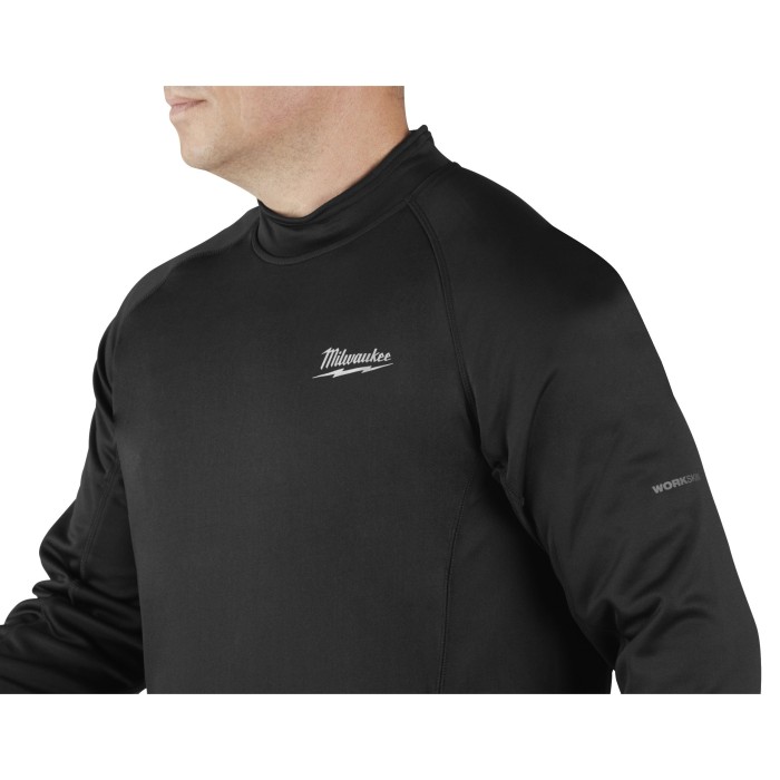 Футболка з підігрівом MILWAUKEE, L4 HBLB-301XXL, з довгим рукавом, (розмір XXL) Футболка з підігрівом MILWAUKEE, L4 HBLB-301XXL, з довгим рукавом, (розмір XXL)