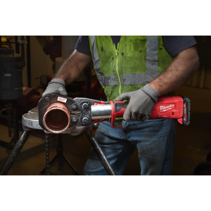 Обтискач гідравлічний акумуляторний для труб MILWAUKEE, M18 ONEBLHPT-302C U-SET (зарядний пристрій М12-18 FC, 2 акумулятори М18 Обтискач гідравлічний акумуляторний для труб MILWAUKEE, M18 ONEBLHPT-302C U-SET (зарядний пристрій М12-18 FC, 2 акумулятори М18