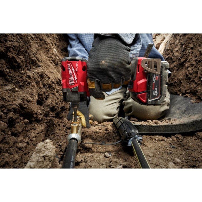 Гайковерт акумуляторний безщітковий 1/2'' MILWAUKEE, M18 FIW2P12-502X, 339Нм, з піном (зарядний пристрій M12-18 FC, 2 акумулятор Гайковерт акумуляторний безщітковий 1/2'' MILWAUKEE, M18 FIW2P12-502X, 339Нм, з піном (зарядний пристрій M12-18 FC, 2 акумулятор
