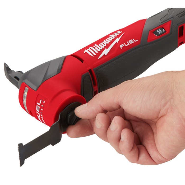 Інструмент багатофунціональний акумуляторний MILWAUKEE, M18 FMT-0X (каркас, універсальне лезо, шліфувальна підошва, шліфувальний Інструмент багатофунціональний акумуляторний MILWAUKEE, M18 FMT-0X (каркас, універсальне лезо, шліфувальна підошва, шліфувальний
