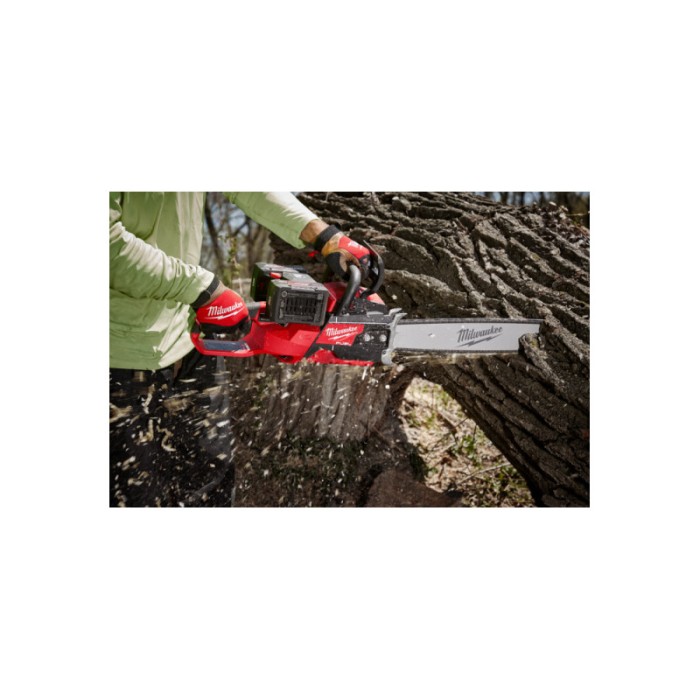 Пила ланцюгова акумуляторна безщіткова MILWAUKEE, M18 F2CHS50-0 (2х18В), шина 50см (каркас) (каркас, ключ, чохол, ланцюг, мастил Пила ланцюгова акумуляторна безщіткова MILWAUKEE, M18 F2CHS50-0 (2х18В), шина 50см (каркас) (каркас, ключ, чохол, ланцюг, мастил