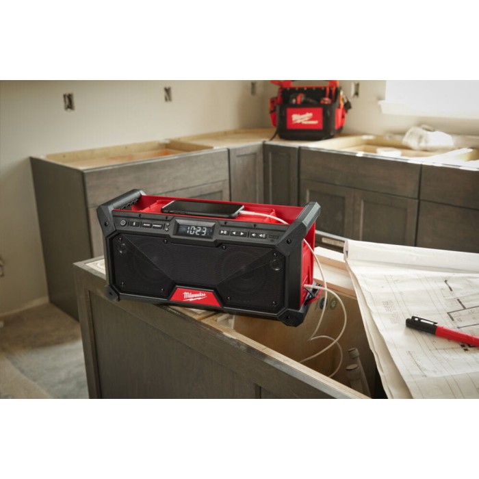 Радіоприймач акумуляторний MILWAUKEE, M18 RADDAB+G2-0 Радіоприймач акумуляторний MILWAUKEE, M18 RADDAB+G2-0