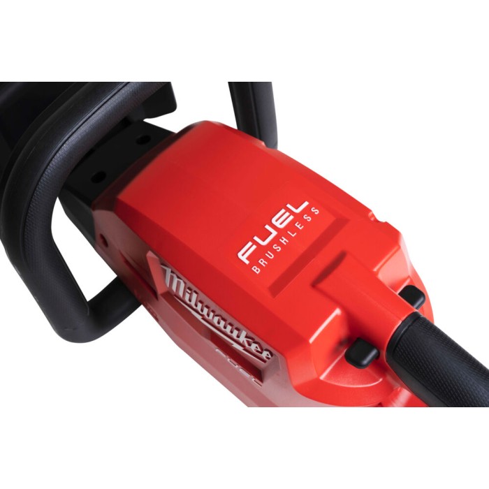 Кущоріз акумуляторний безщітковий MILWAUKEE, M18 FHET45-802, лезо 45см (зарядний пристрій M12-18 FC, 2 акумулятори М18 НВ8 8Аг, Кущоріз акумуляторний безщітковий MILWAUKEE, M18 FHET45-802, лезо 45см (зарядний пристрій M12-18 FC, 2 акумулятори М18 НВ8 8Аг,